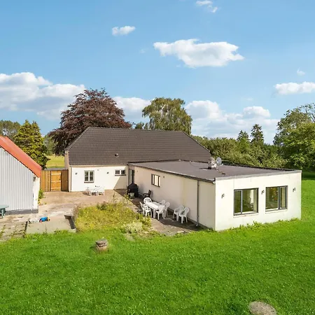 5 Bedroom Cozy In N * オーデンセ