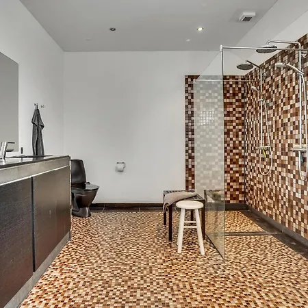 別荘 5 Bedroom Cozy In N
